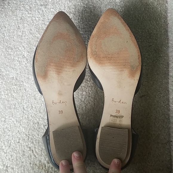 Boden T Bar Flats in Navy - Picture 3 of 8